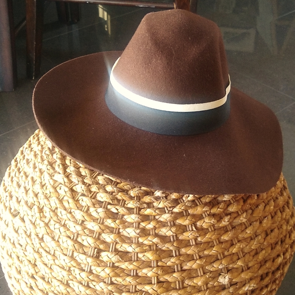 Forever 21 hat